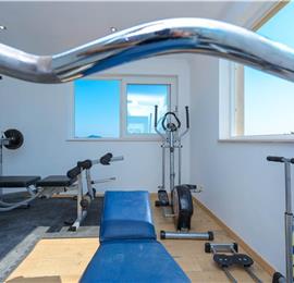 Luxury 5 Bedroom Beachfront Villa near Dubrovnik, Sleeps 11-12